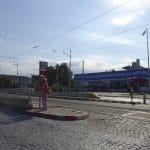 Štvanice. Na Štvanici sice nedávno vznikla tramvajová zastávka, ale dostat se na ni je poněkud náročné. Kdyby bylo snazší se na ostrov dostat, mohl by hrát významnou úlohu jako rekreační plocha pro hustě zastavěné Holešovice a Karlín | Zdroj: IPR